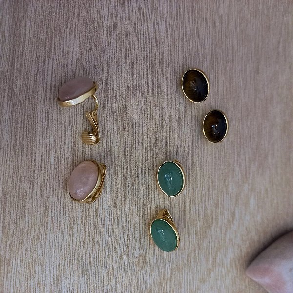 Brinco de Pressão Oval - Folheado a Ouro