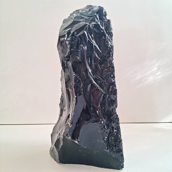 Obsidiana Negra Bruta - Base Serrada