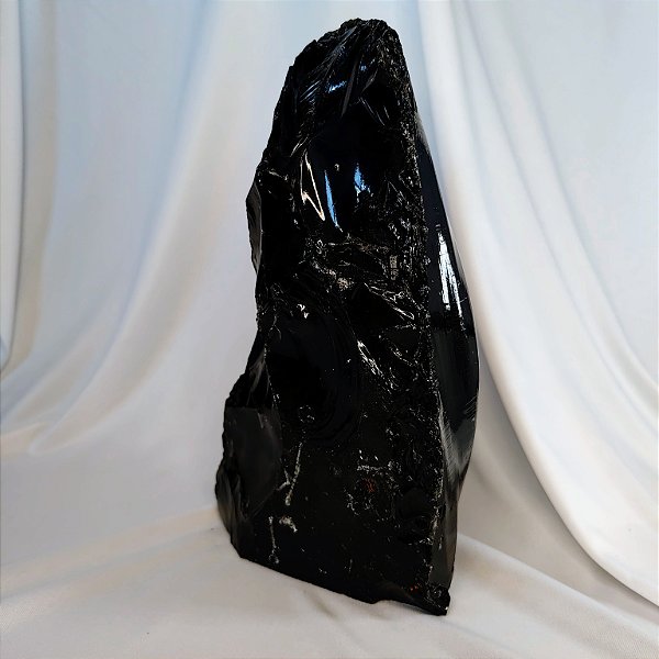 Obsidiana Negra Bruta - Base Serrada