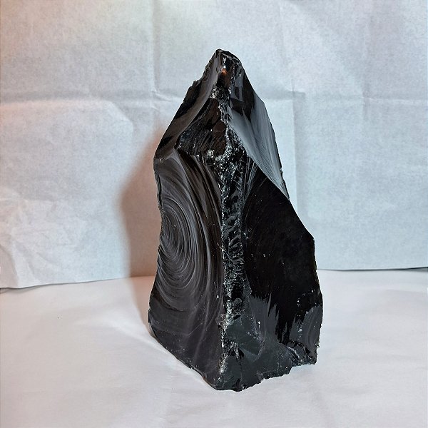 Obsidiana Negra Bruta - Base Serrada