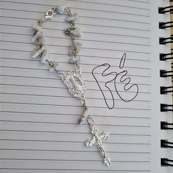 Terço de Mão Howlita Branca