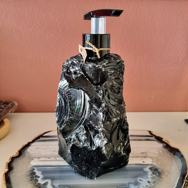 Saboneteira Obsidiana Negra Bruta - Válvula Preta