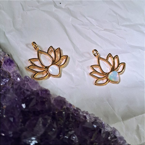 Pingente Flor de Lótus - Folheado a Ouro