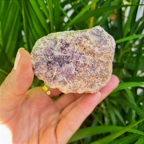Lepidolita Bruta