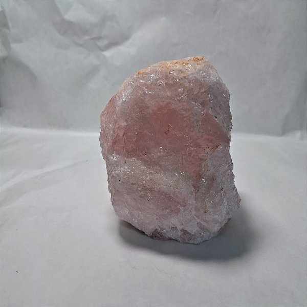 Quartzo Rosa Bruto - Base Serrada