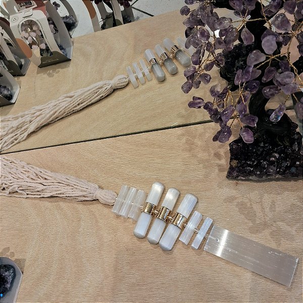 Colar de Mesa Aberto Selenita