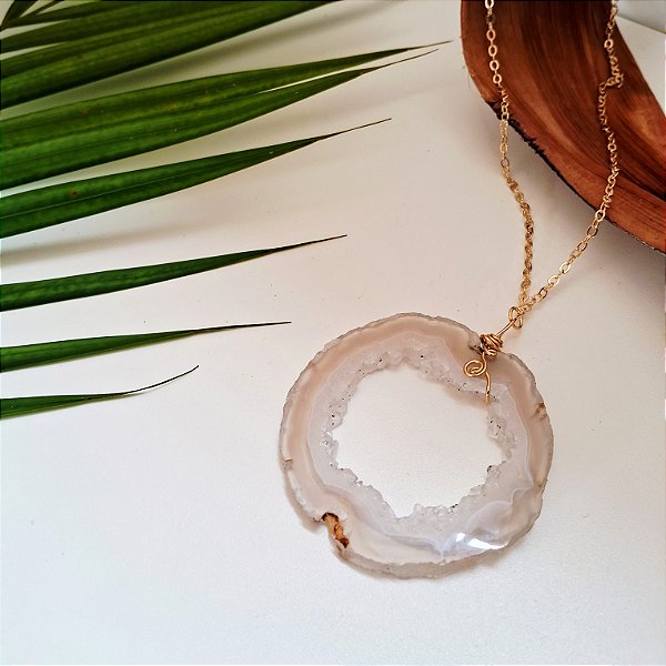 Colar Hippie Chapa Geodo Ágata - Folheado a Ouro