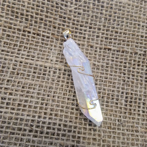 Pingente Cristal de Quartzo Banho de Aura - Folheado a Ouro
