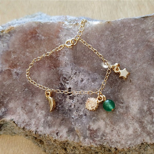 Pulseira Quartzo Verde e Pingentes Astros - Folheado a Ouro