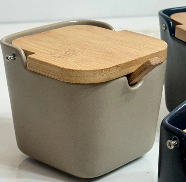 SALEIRO DE CERÂMICA COM TAMPA E COLHER DE BAMBU AREIA - WOLFF