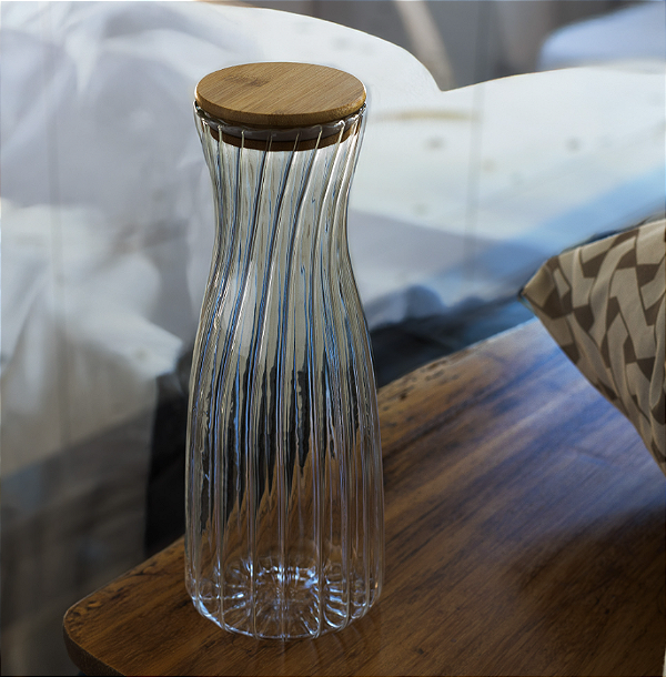 GARRAFA DE VIDRO COM TAMPA DE BAMBU CLASSIC 1L - WOLFF