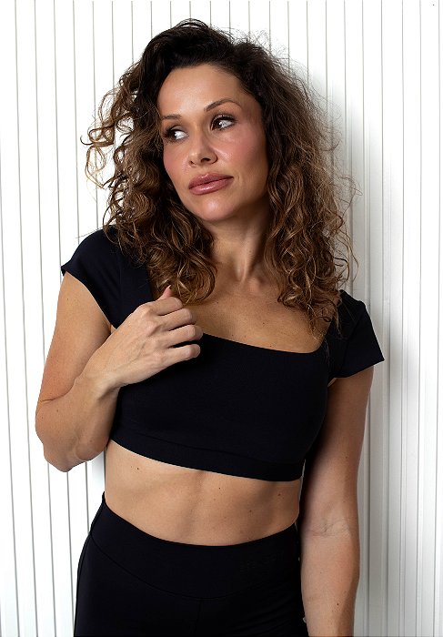 Top Tati Black Bloom