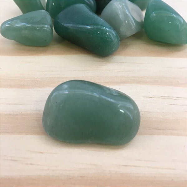 Quartzo Verde polido (2 a 3 cm)