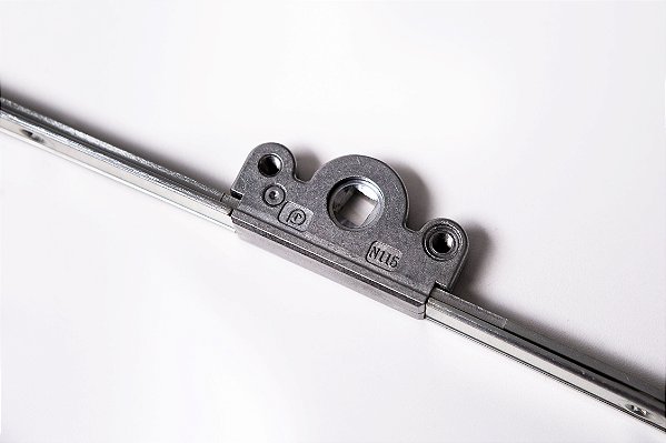 Cremona Multiponto Agulha de 15mm para Porta ou janela de correr em  PVC.