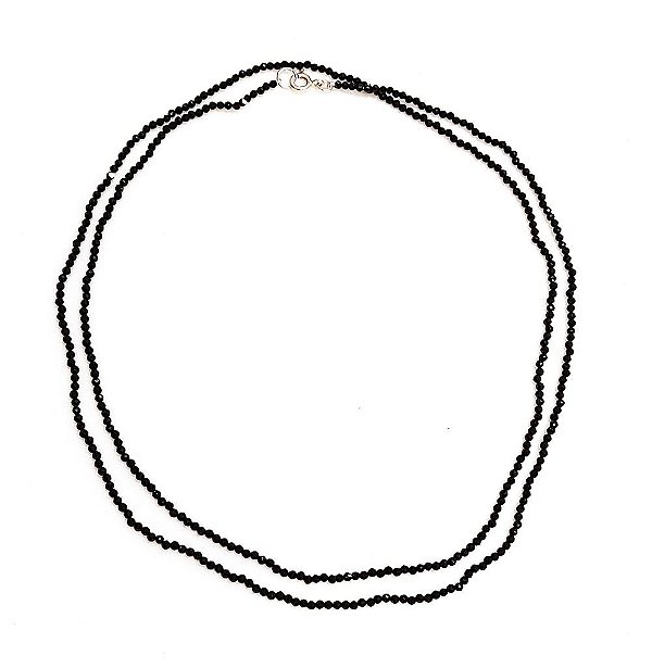 Colar com pedra espinélio