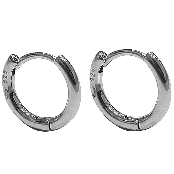 Argola em prata 925 e banho de ródio