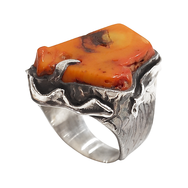 Anel em prata de lei 925 oxidada com coral laranja