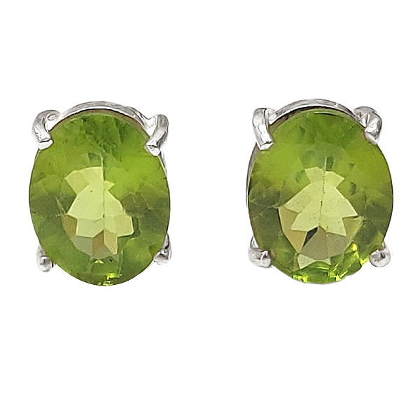Brinco oval de prata 925 com peridoto natural