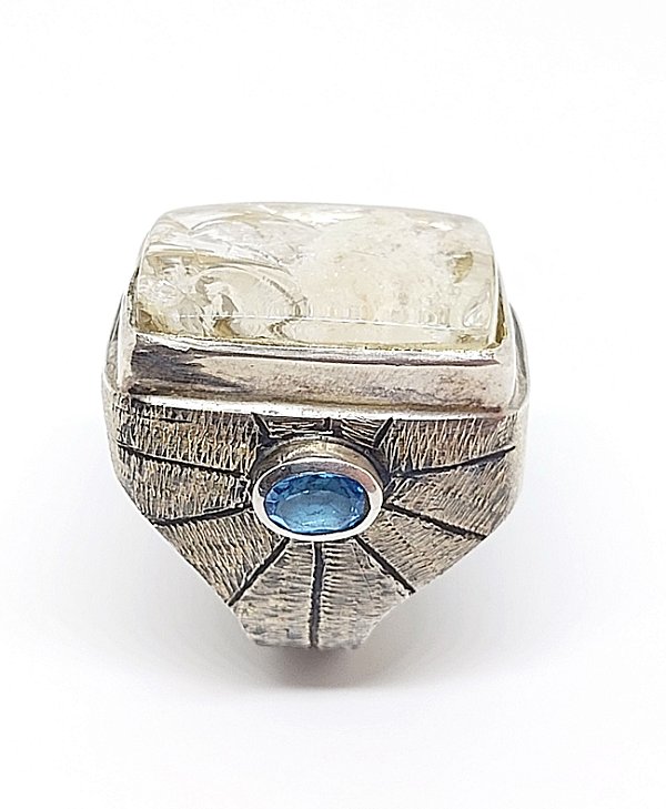 Anel de prata com pedra natural lodonita e topázio azul