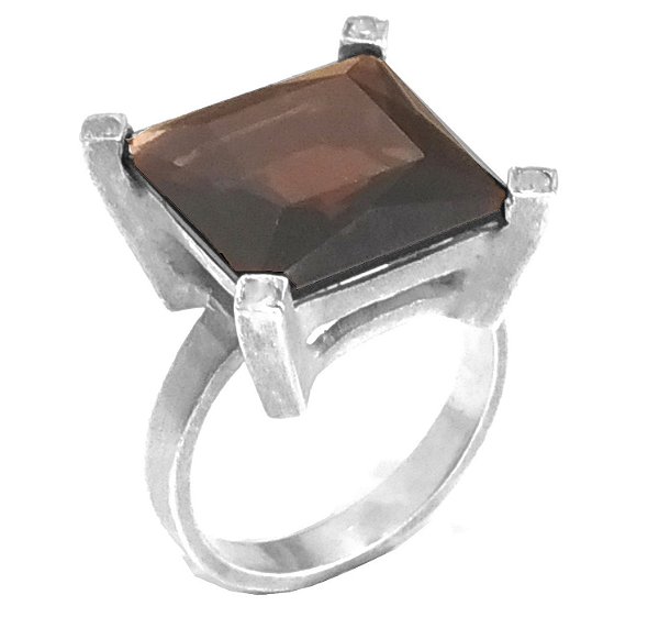 Anel de prata 925 com pedra natural quartzo fumê