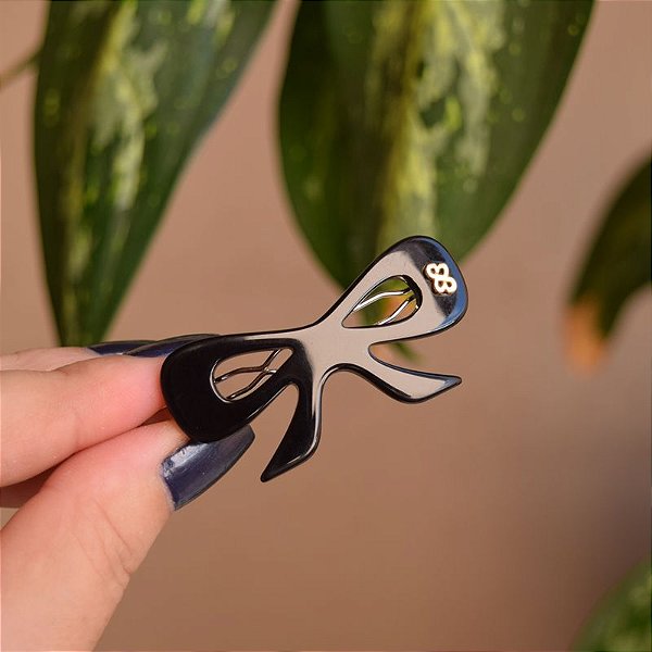 Presilha Bianca laço vazado acrílico preto 16 092