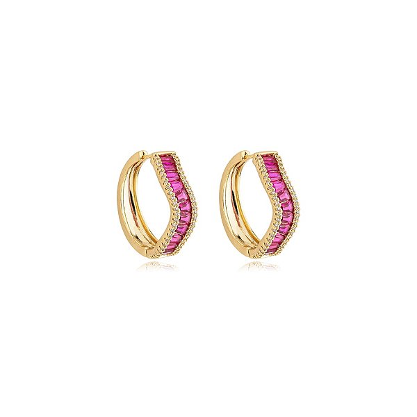 Brinco argola ondulada zircônia baguete pink ouro semijoia BA 4958