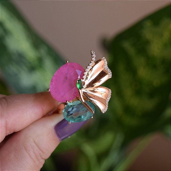 Anel borboleta cristal rosa e verde zircônia ouro semijoia