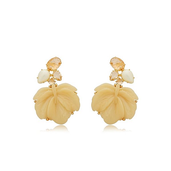 Brinco folhas resina bege cristal fusion ouro semijoia