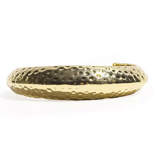 Bracelete metal martelado ouro semijoia
