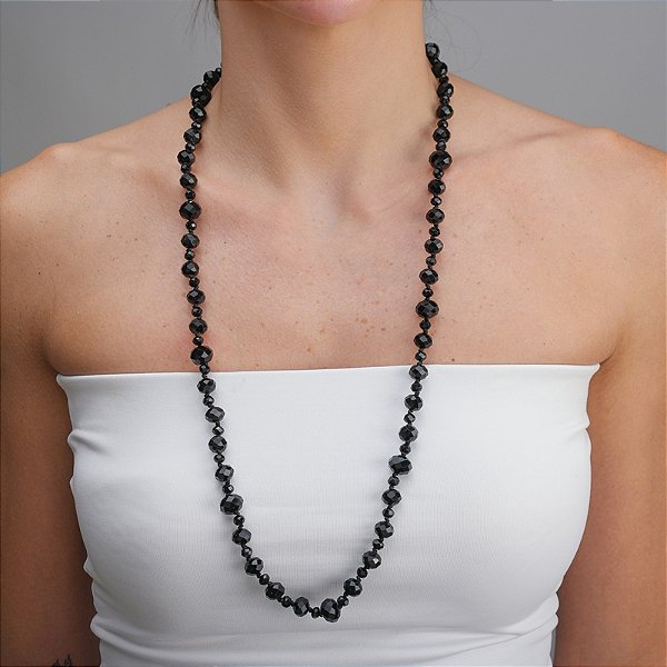Colar longo cristais preto