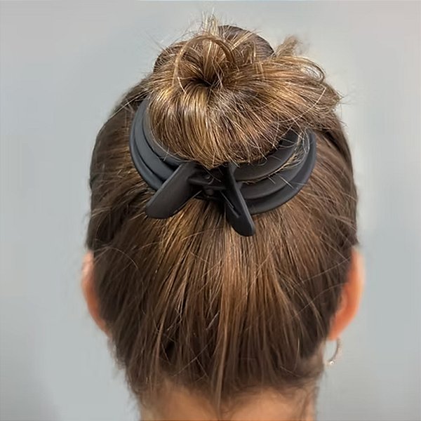 Piranha de cabelo acetato preto fosco