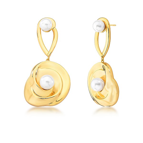 Brinco pêndulo pérola shell ouro semijoia