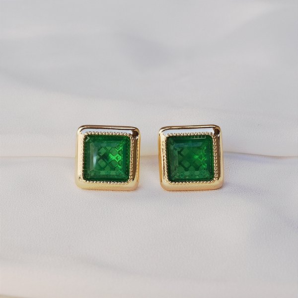 Brinco quadrado cristal verde ouro semijoia