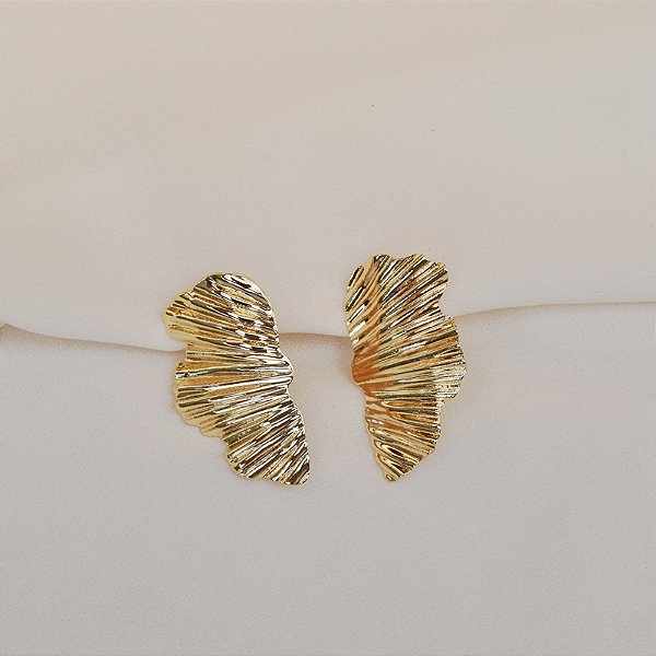 Brinco  pétala ouro semijoia 6840505