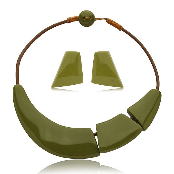 Colar e brinco Márcia Pouso resina verde oliva