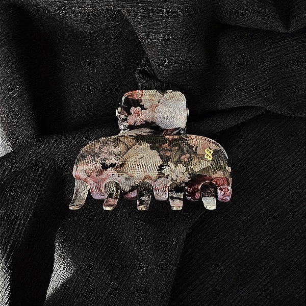 Piranha de cabelo Bianca acrílico floral dark 05 003 C