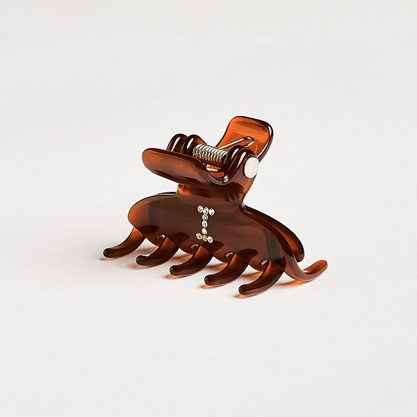 Piranha de cabelo Bianca acrílico p marrom letra I 05 080