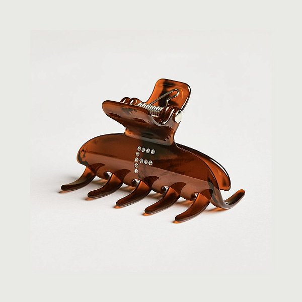 Piranha de cabelo Bianca acrílico m marrom letra F 05 008