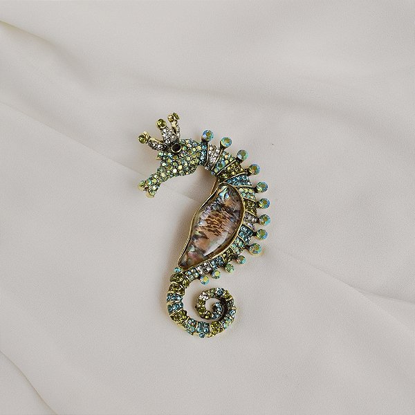 Broche cavalo marinho cristais coloridos