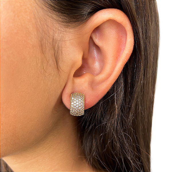 Brinco pressão curvado zircônia ouro semijoia