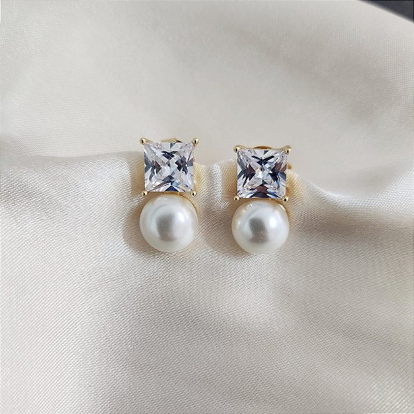 Brinco pérola shell zircônia ouro semijoia