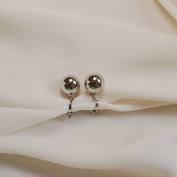 Brinco pressão esfera lisa ródio semijoia