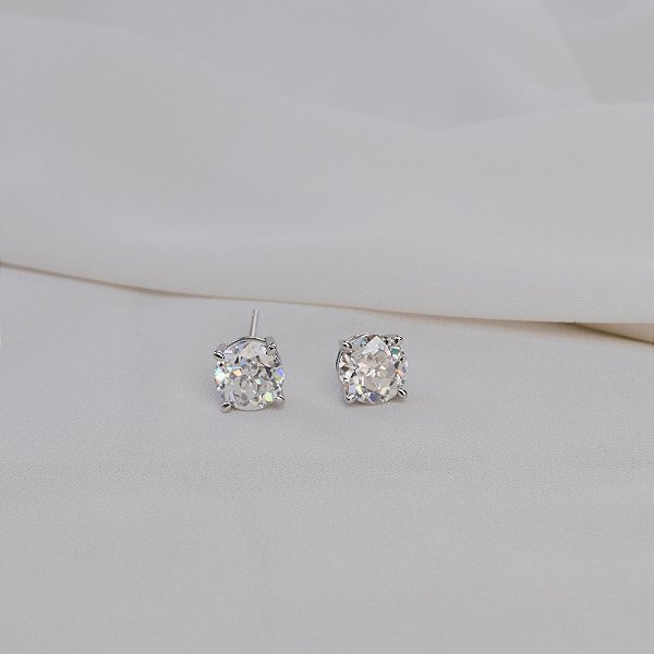 Brinco ponto de luz moissanite 8 mm prata 925