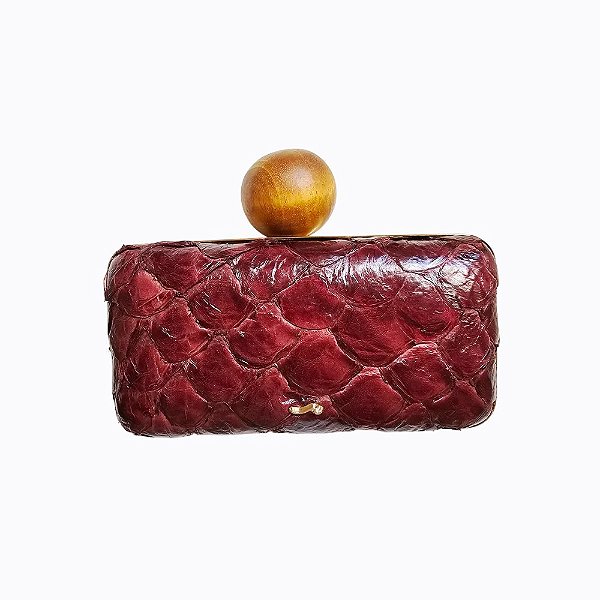 Clutch OYÁ couro pirarucu vinho