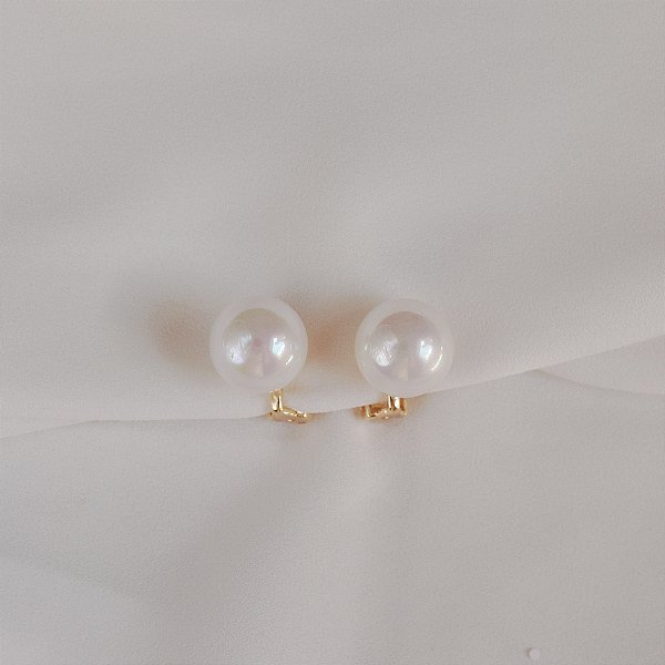 Brinco pressão pérola ouro semijoia 26k06004