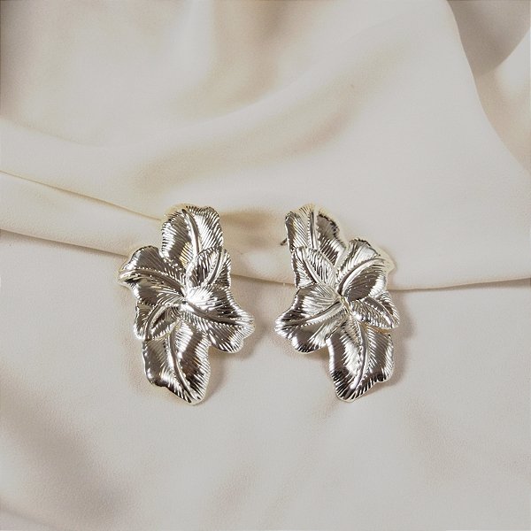 Maxi brinco folhas ródio semijoia