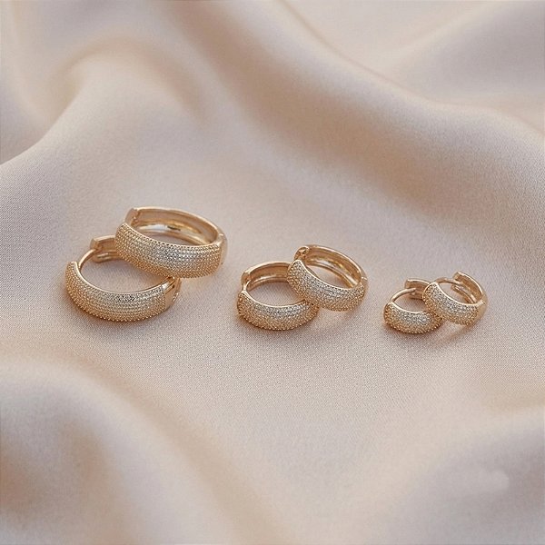 Kit 3 brincos argolinhas texturizadas ouro semijoia 24k02003