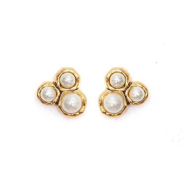 Brinco Morena Canela 3 pérolas ouro vintage semijoia