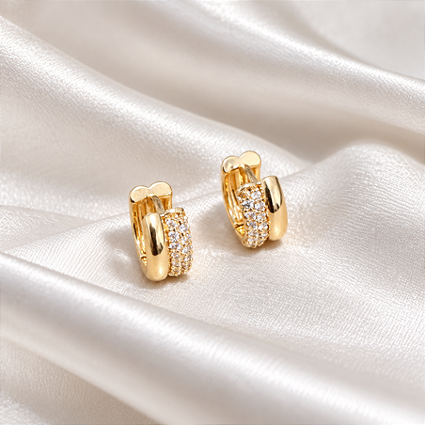 Brinco Argolinha Dupla Ouro Zircônias Cravejadas Semijoia 24A05022
