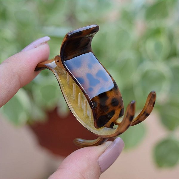 Piranha de cabelo curvada francesa Finestra animal print N342CL